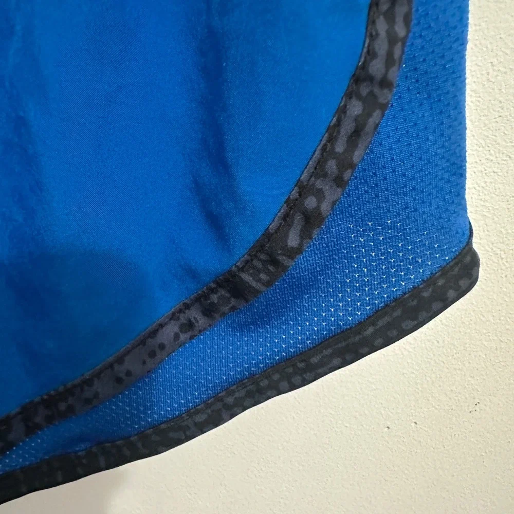 Nike Dri-FIT Tempo Running Shorts Blue Patterned Trim Athletic Women's Size M